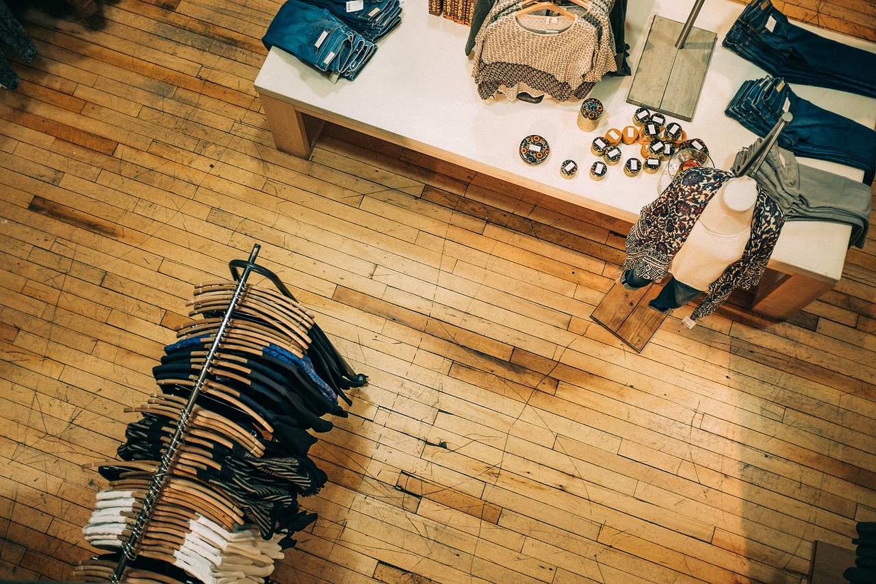 Cómo poner una tienda de ropa